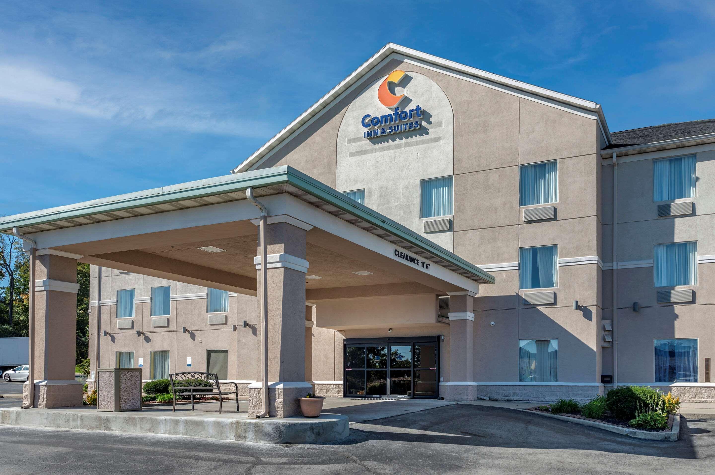 Comfort Inn & Suites Englewood Exterior photo
